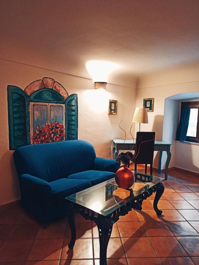 קלטניסטה Hotel Plaza מראה חיצוני תמונה